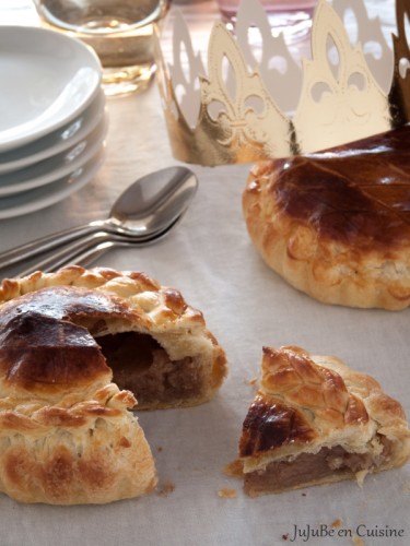 Pithiviers feuilleté ou galette des rois à la crème d'amande et crème de marrons