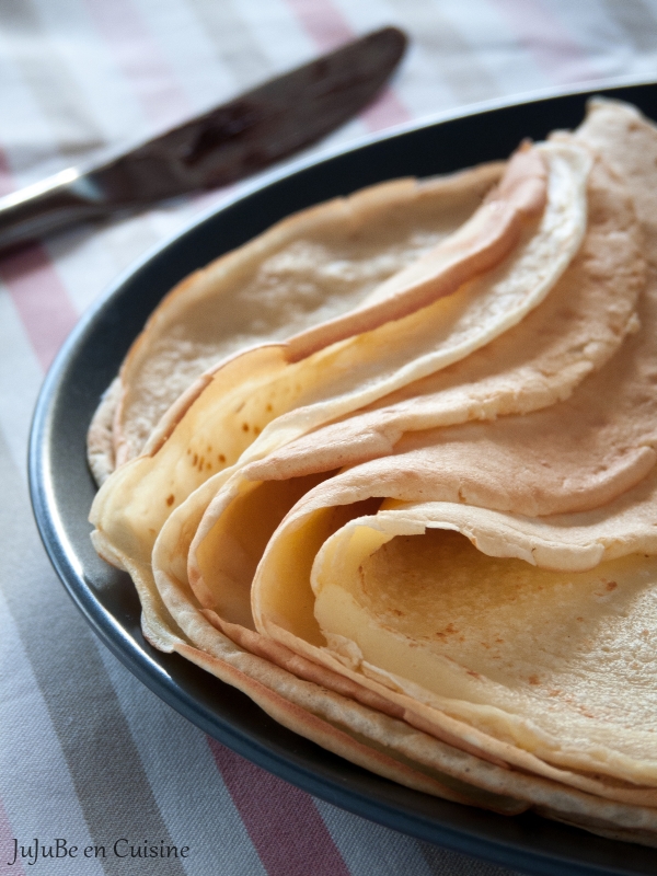 La pâte à crêpes - Classique ou alléger (sans lait) c'est comme vous préférez