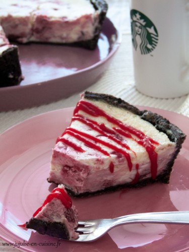 Cheesecake chocolat blanc – framboise (et oréo) comme chez Starbucks