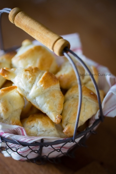 Petits croissants fourrés pour le goûter