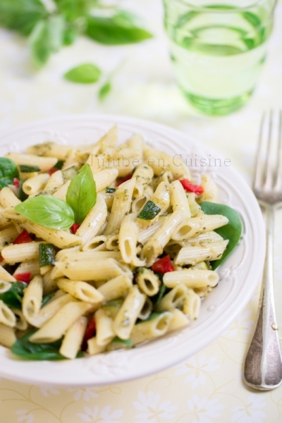 Salade de pâtes aux légumes rôtis