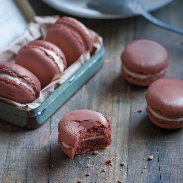 Macarons à la ganache montée au Marsala {Couleur de l'année 2015 Pantone}