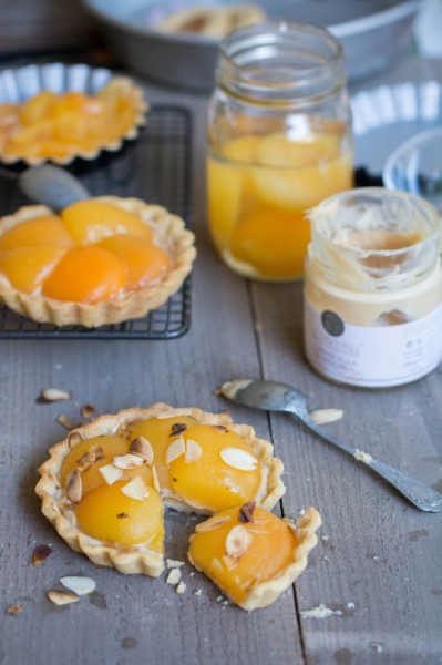 Tartelettes aux abricots et crème aux amandes