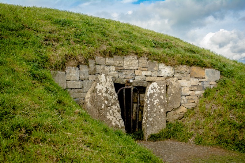 Entrée d'un tumulus de la colline de Tara | Jujube en cuisine