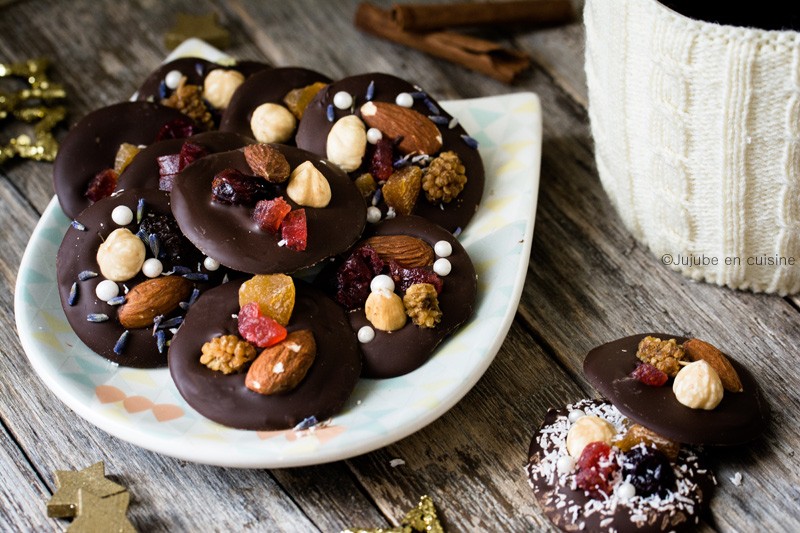 Mendiants (chocolat & fruits secs) | 13 desserts Noël Provence | Jujube en cuisine