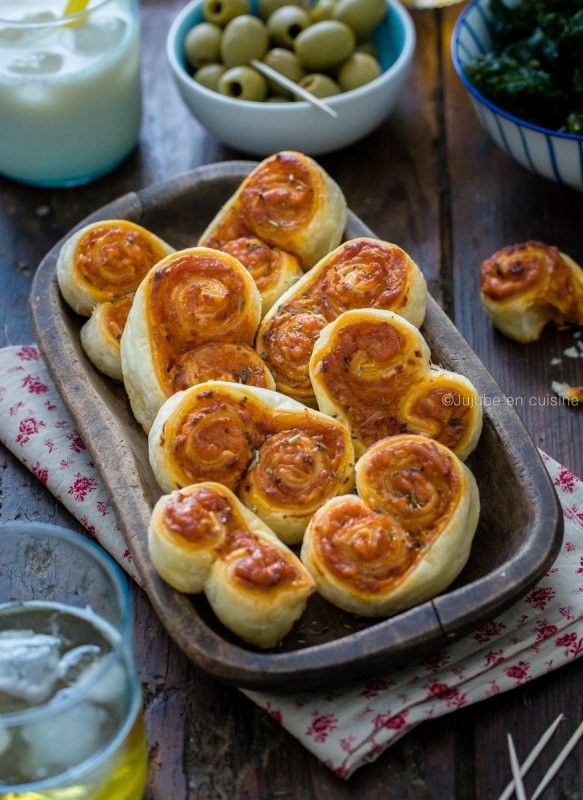 feuilletés apéritif - tomate fromage | Jujube en cuisine