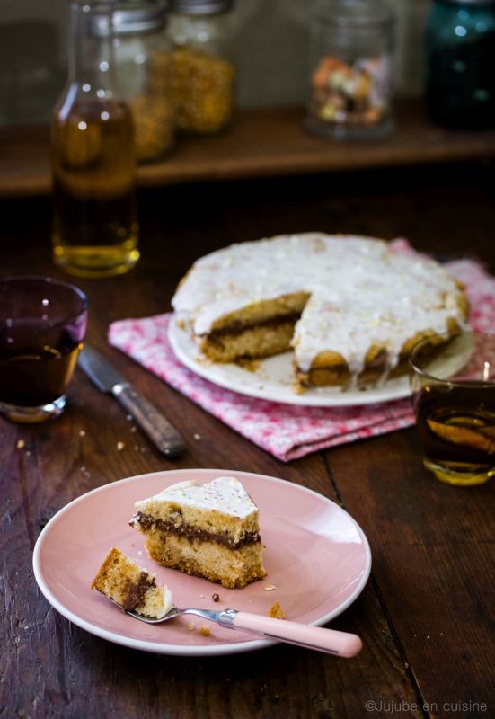 Gâteau au yaourt (sans oeuf), fourré chocolat et glacé | Jujube en Cuisine