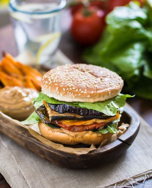 Burger de légumes | Passionnément Vegan | Au vert avec Lili & Jujube en cuisine