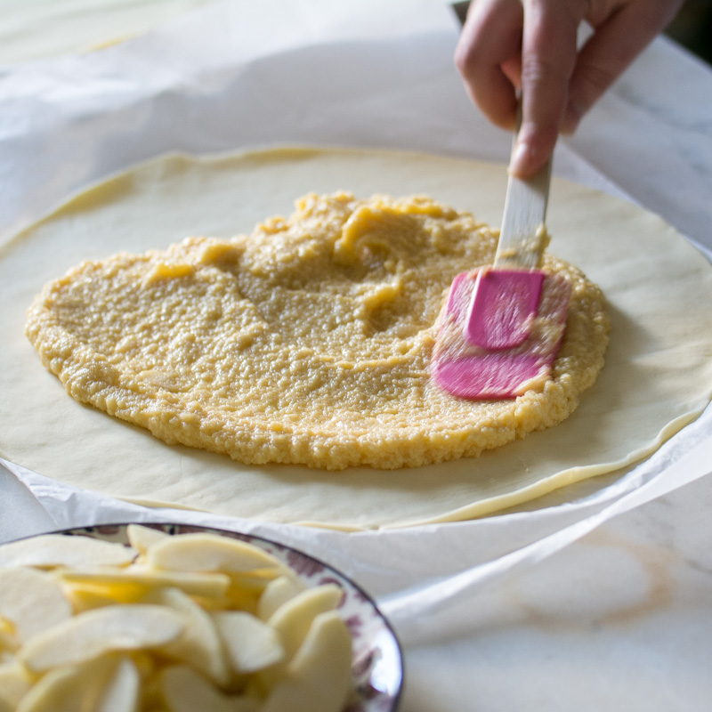 Galette des rois à la crème d’amande et pommes | Jujube en cuisine