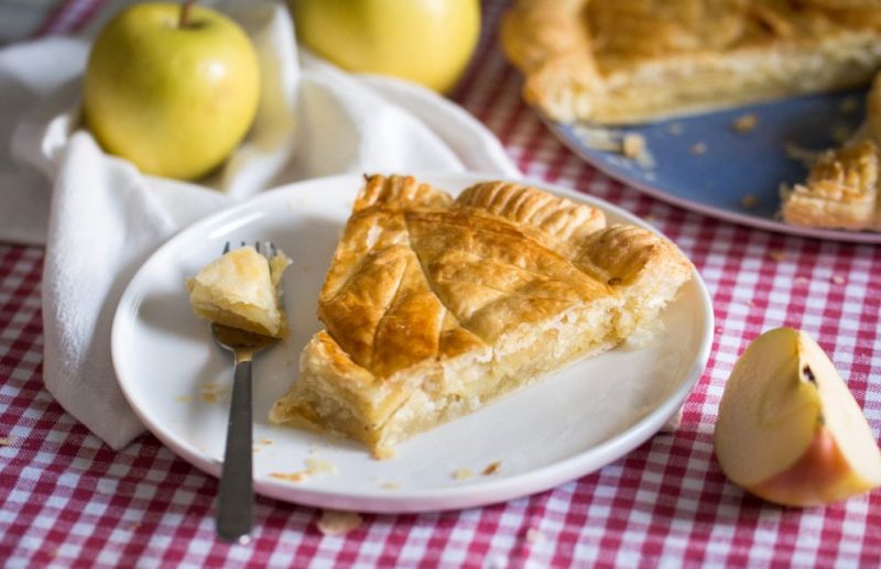 Galette des rois à la crème d’amande et pommes | Jujube en cuisine