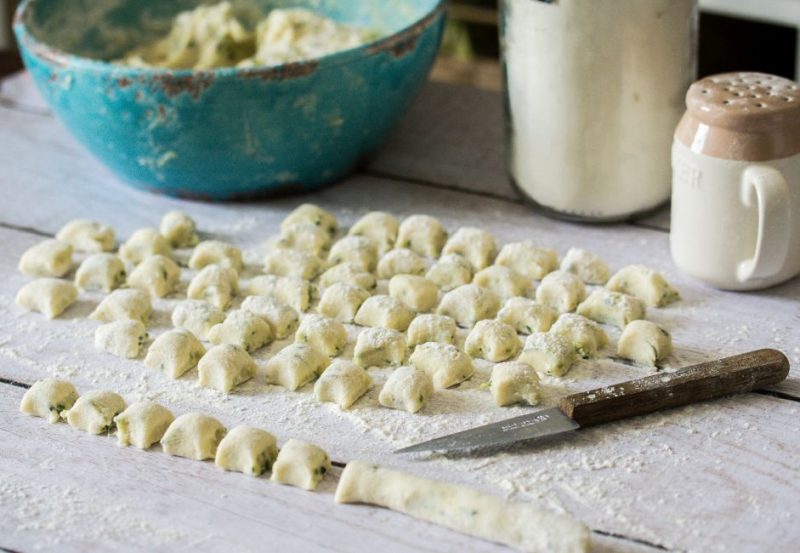 Gnocchis de pomme de terre, courgette et parmesan